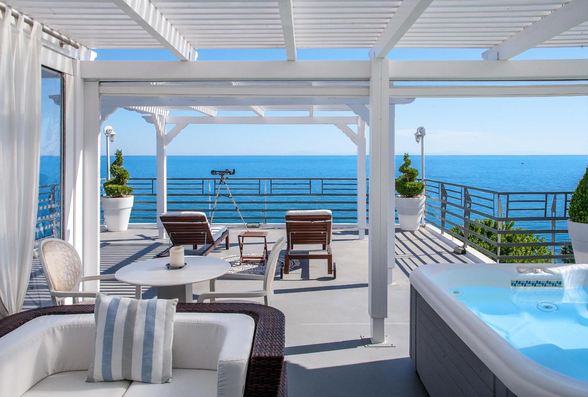 Panorama Suites & Spa - Adults Only Stómion Oda fotoğraf
